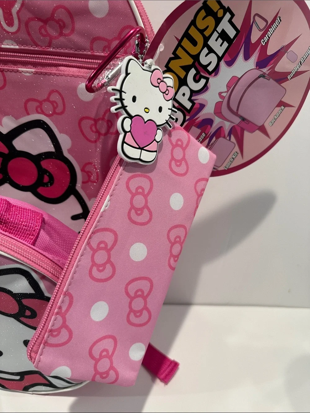 NWT Hello Kitty 5 Piece Girl’s Large Backpack w/pencil case,lunch kit, charm.